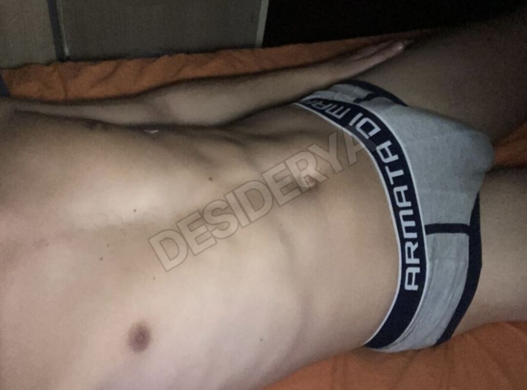 Nicholas0995964801