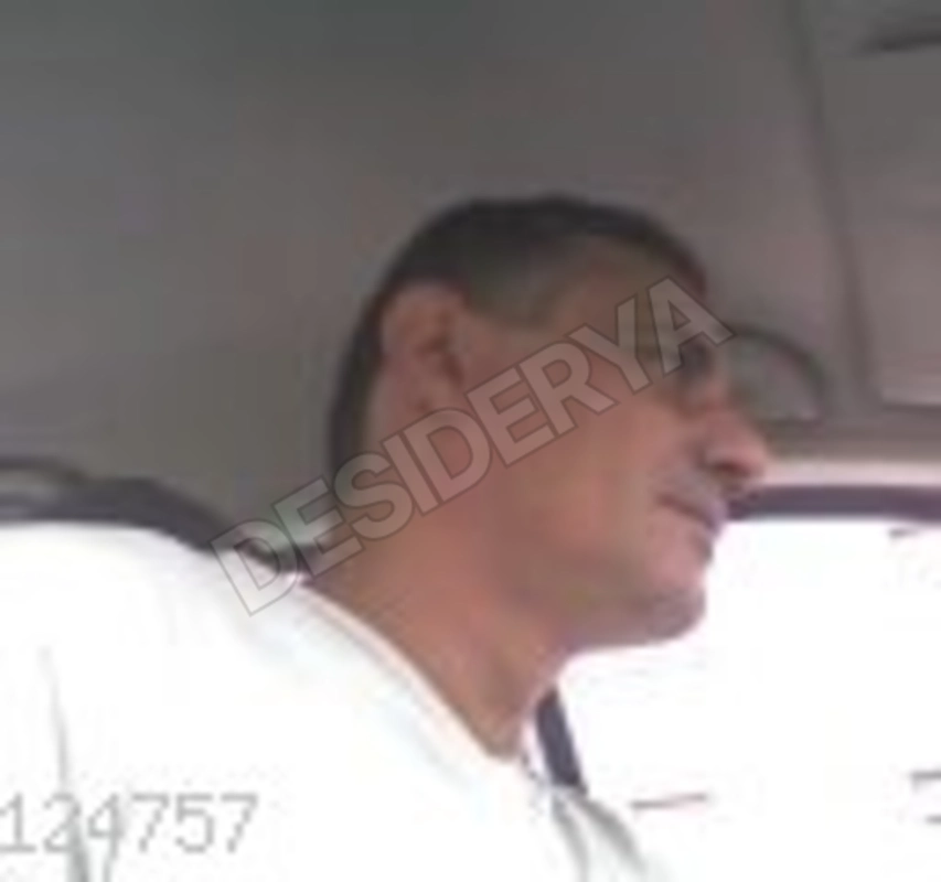 dago3r20045356061
