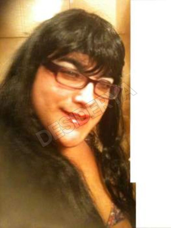 LauraTrans19765562810