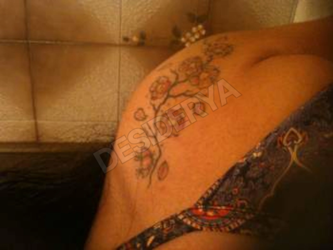 LauraTrans19765562812